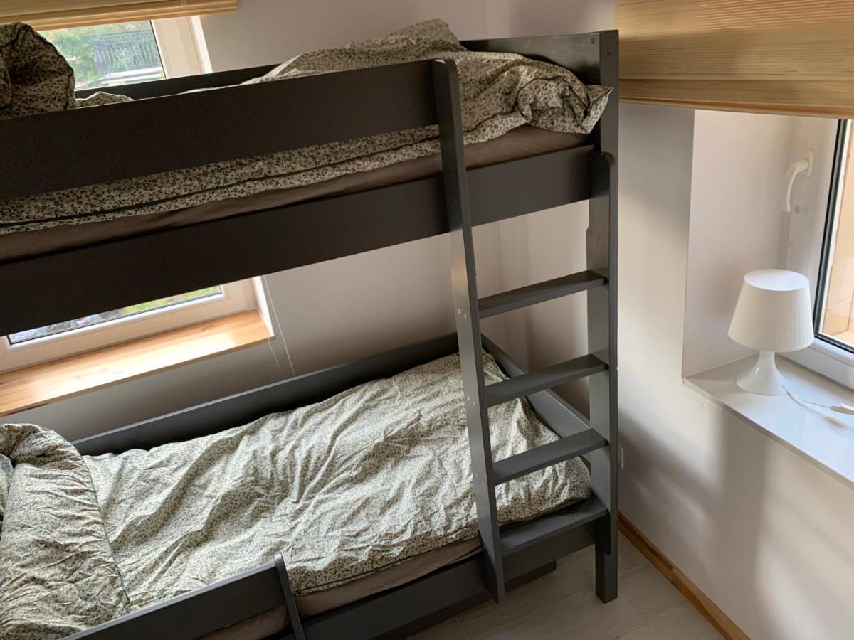 W Deski Dom Apartamenty Krzyżowa Exteriör bild