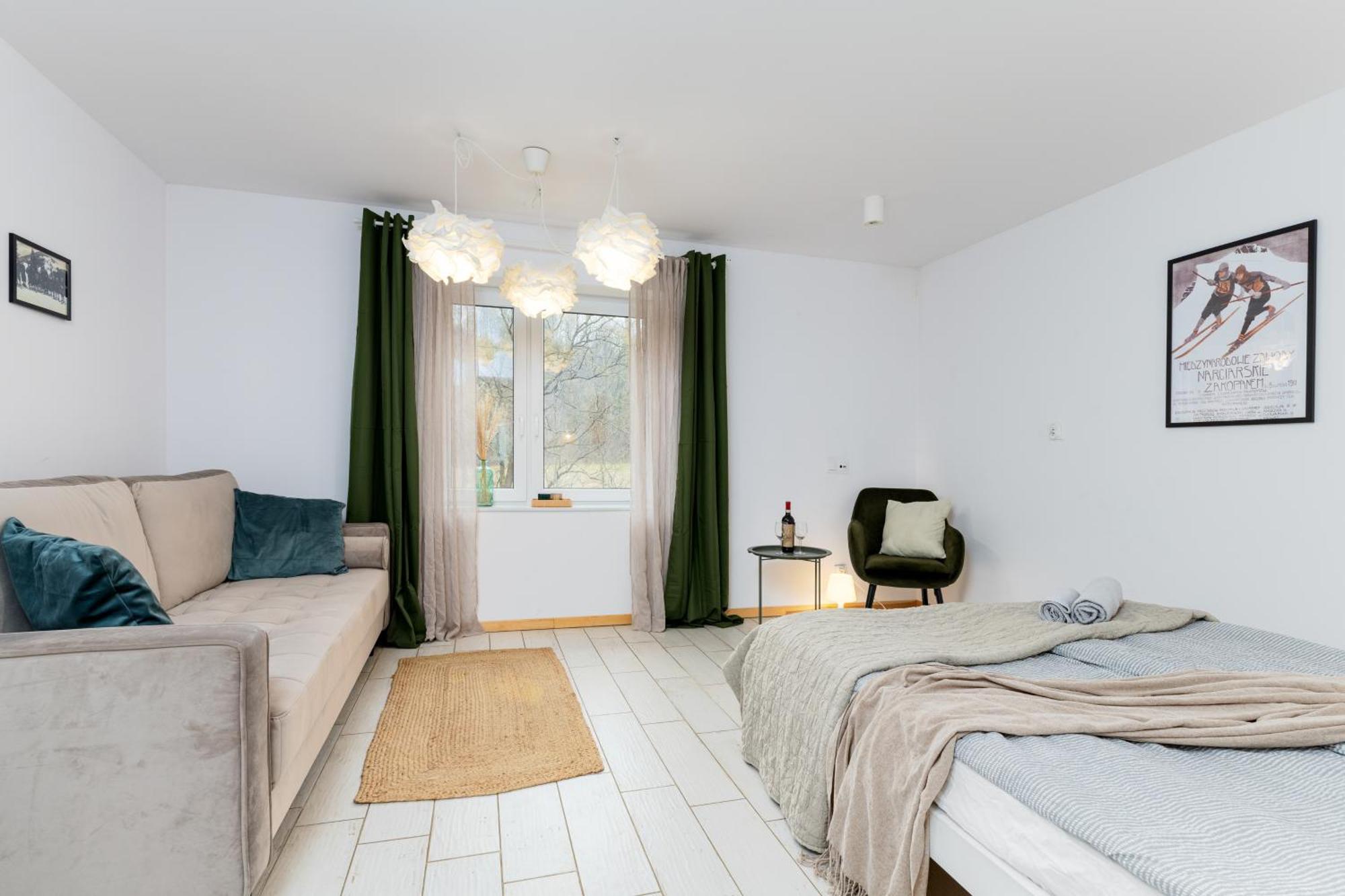 W Deski Dom Apartamenty Krzyżowa Exteriör bild